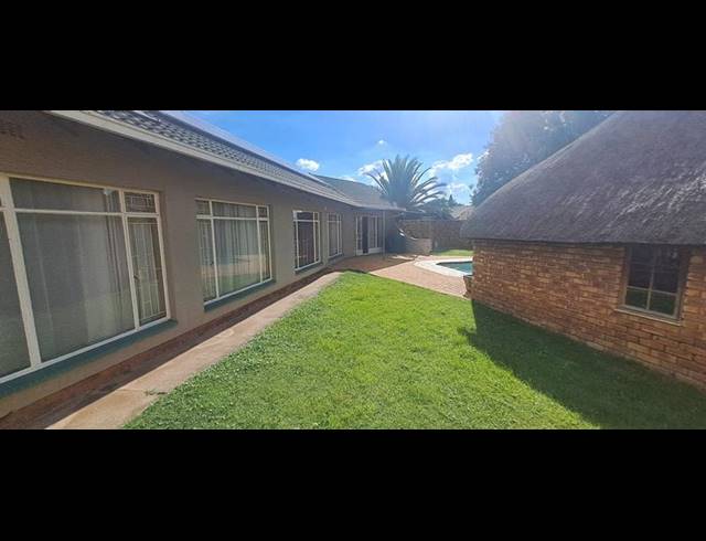4 BEDROOM HOUSE FOR SALE IN ELSPARK